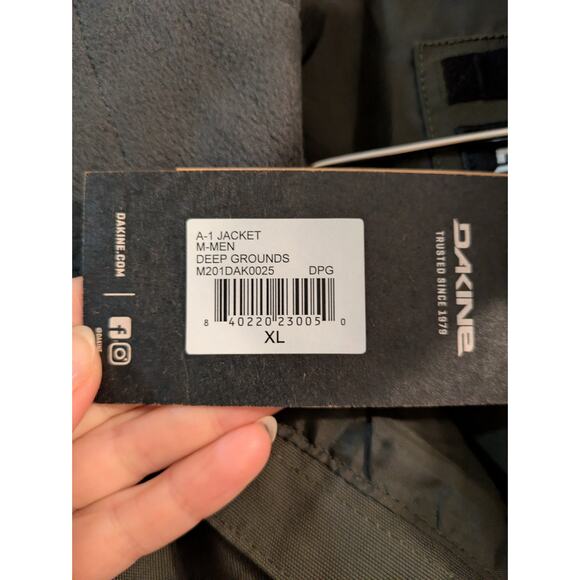 Dakine A-1 Snowboard Shell Jacket Deep Grounds Green XL Men's - Picture 8 of 8